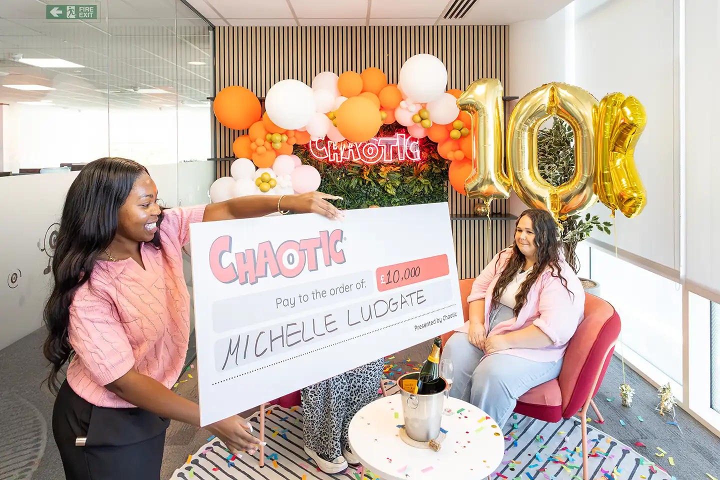 Michelle being presented with her cheque for 10k win